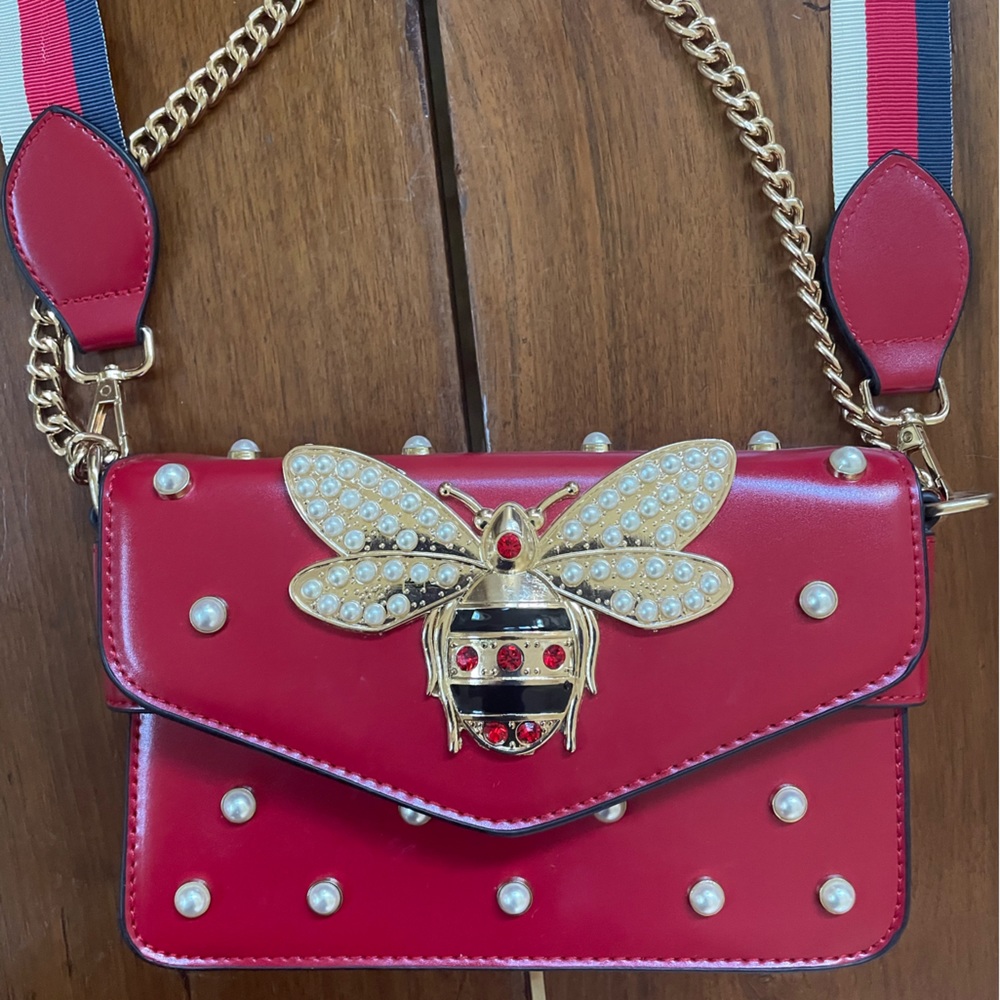 Embellished bee purse